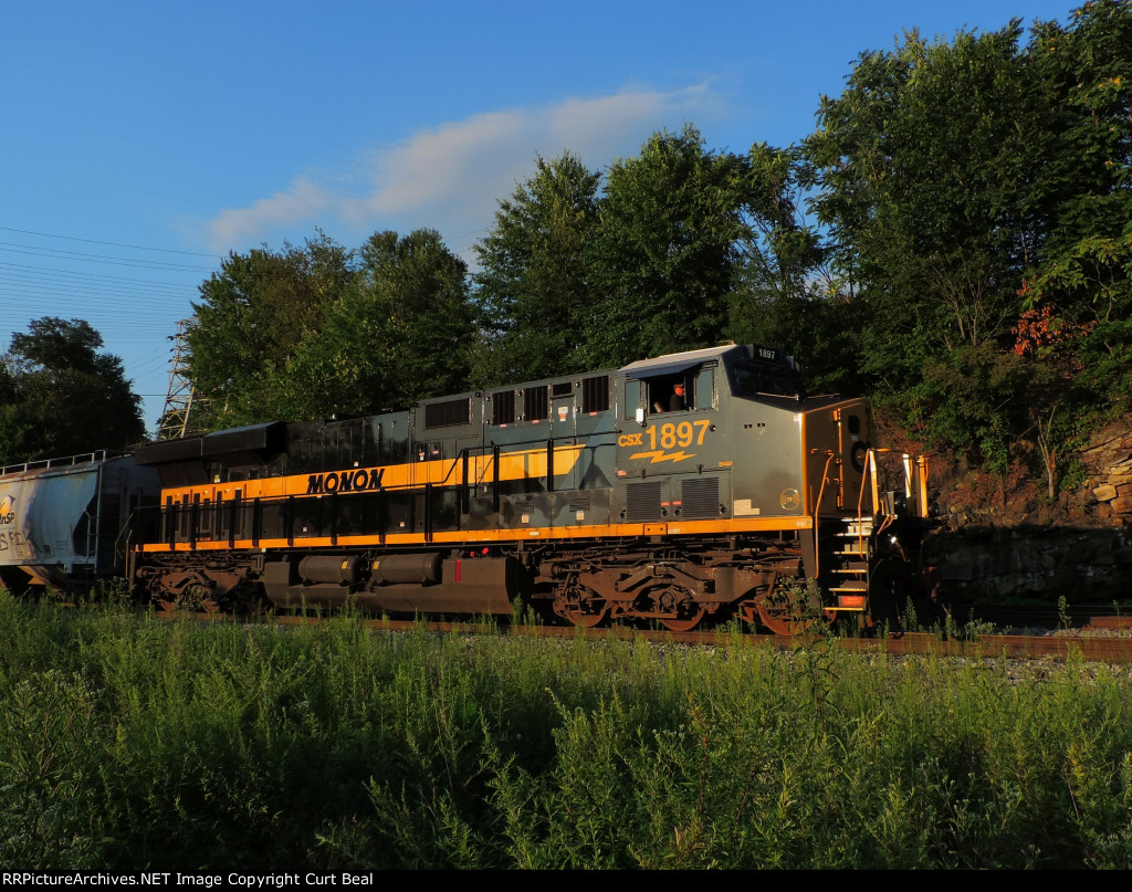 CSX 1897 (2)